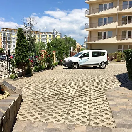 Apartment Sands